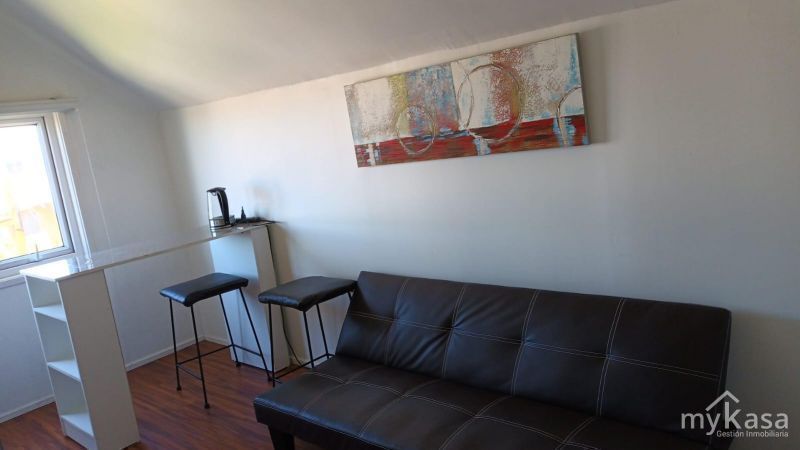 DEPARTAMENTO INTERIOR EN AV. AUSTRAL 